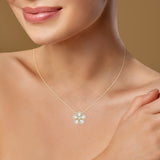 Exquisite Floral Diamond Chamomile Pendant Necklace in 18K Yellow Gold